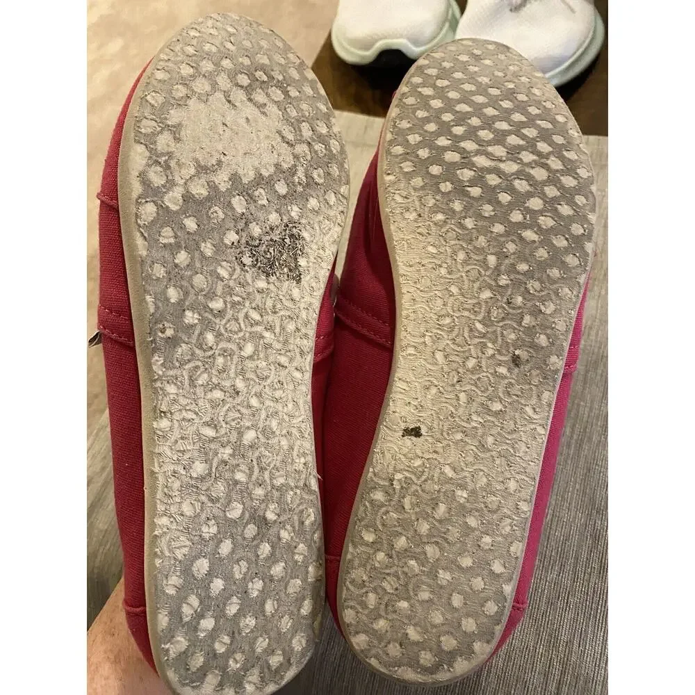 9 Womens Toms Classic Flat Pink Canvas Slip On